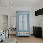 Alojamento de Acomodação e Pequeno-almoço La Tana Dei Tassi