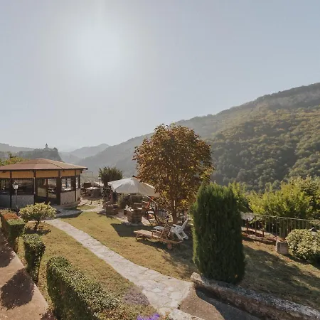 La Tana Dei Tassi