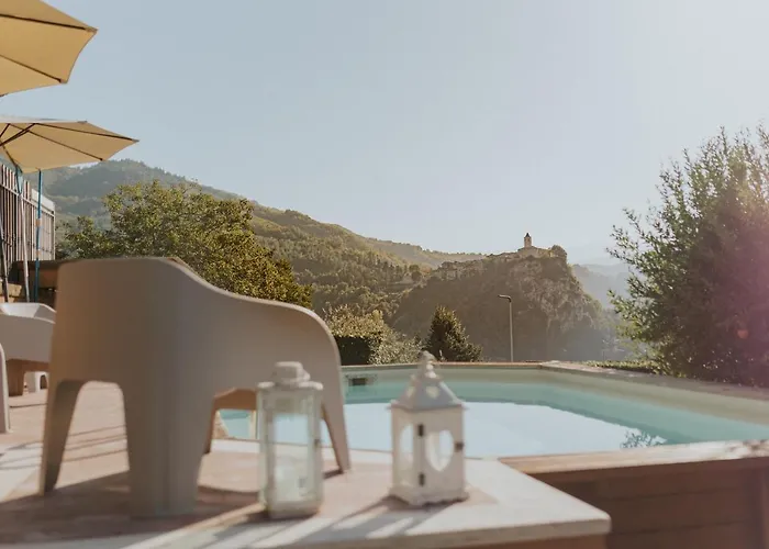 La Tana Dei Tassi Bed & Breakfast 3*